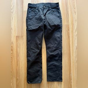 Levi’s 504 commuter chinos